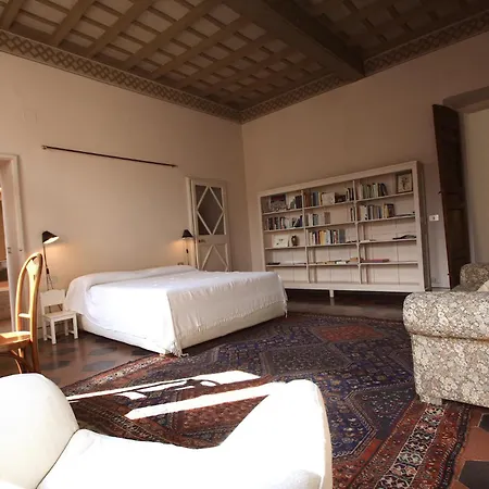 Navona Large 1br House * Rom